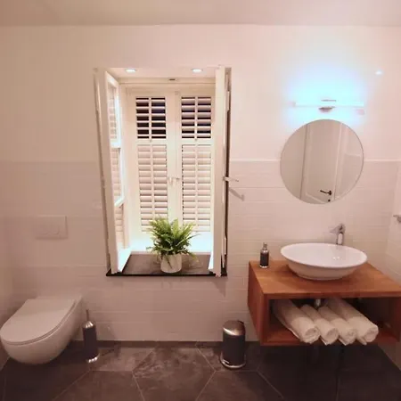 Cava - Duplex Two Bedroom With Sea View Appartement *